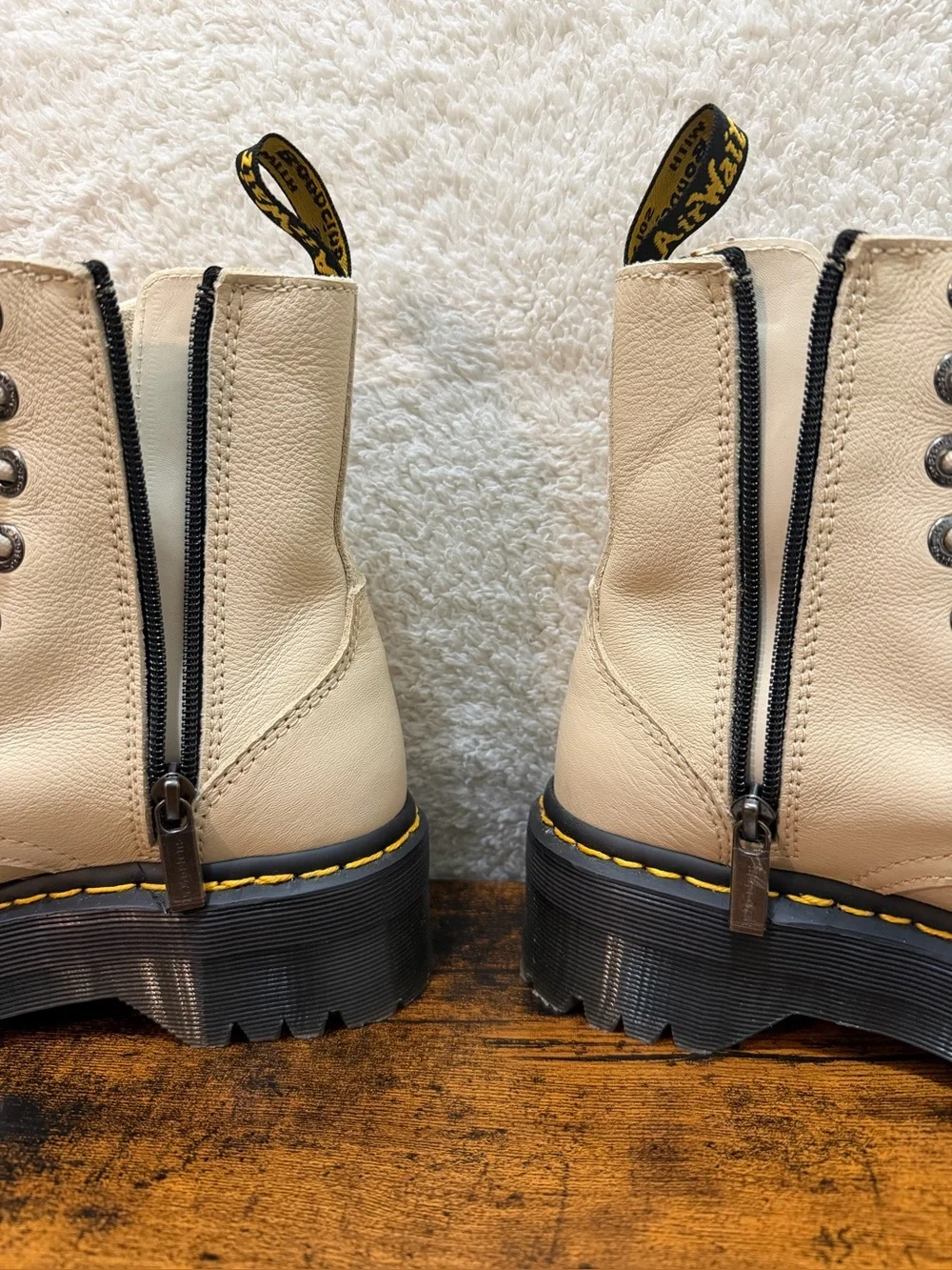 Dr Martens Boots Womens 6 Jadon III Pisa Leather Platform Combat Beige Grunge